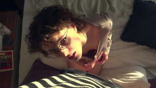 Строгая порка за курение - сестра подчиняется в горячем порно видео