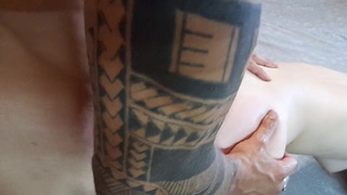 Смотреть онлайн: анальный секс при месячных и внутренняя разрядка