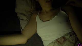 Тайные ласки брата и сестры в соседней комнате