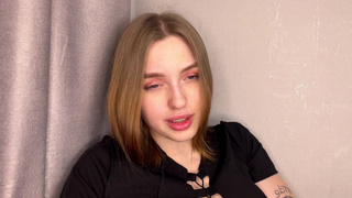 Смотреть онлайн горячее видео с одинокой девушкой