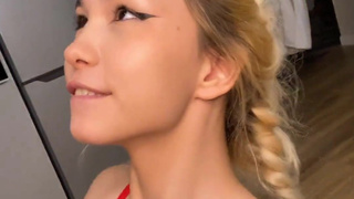 Эксклюзив: Lil Karina в возбуждающем видео 2024