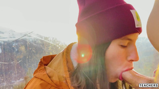 Экстремальный секс в кабинке фуникулера смотреть онлайн