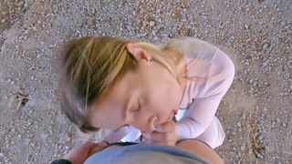 Страстный секс на заброшке с аппетитной грудью