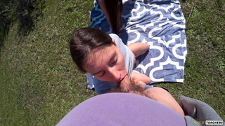 Русские свингеры на природе: страстный групповой секс МЖМЖ