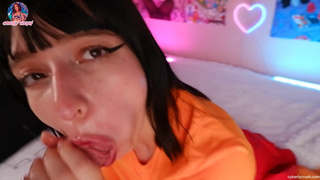 Велма сбежала ради секса – смотреть онлайн горячее порно