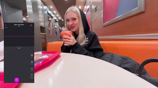 Секс-игрушки в общественном месте: смотреть онлайн