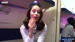 Страстный минет и жесткий секс в поезде