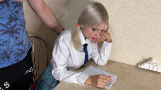 Секс видео с учителем — страстная ночь на пятерку