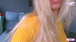 Горячее порно видео с сюрпризом