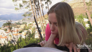 Страстный секс у моря: почти попались, но продолжили