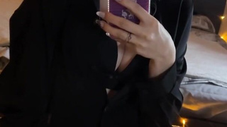 Страстная блондинка в соло видео для взрослых