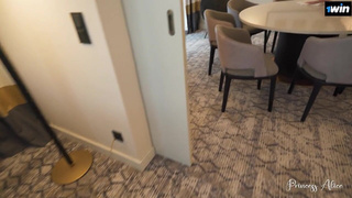 Секс видео без трусиков - страстный момент на камеру