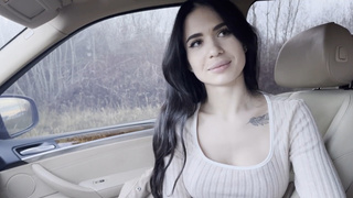 Реальное порно видео — первый свидание и минет