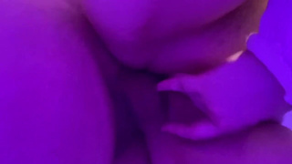 Сводный брат помог страстной сестре снять напряжение