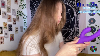 Masturbating my pussy with a new toy from Juntame, female orgasm - YourSofia.mp4