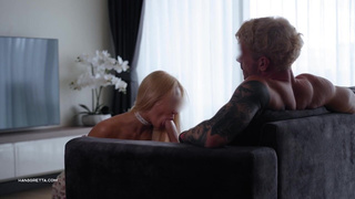 Грубый секс с доминированием — страстная девушка сдалась и приняла сперму