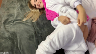 Секретная связь родных - горячее секс видео