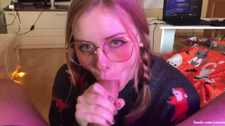 Страстный финал на лице милой сводной сестры