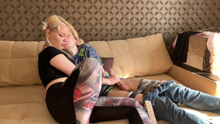 Секс с соседкой тайно снимаем на камеру