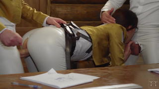 Огромные члены в действии – жесткий секс с размахом