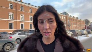 Смотреть бесплатно: экстремальный секс в общественном месте