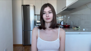 Смотреть онлайн горячий секс с моментами без презерватива