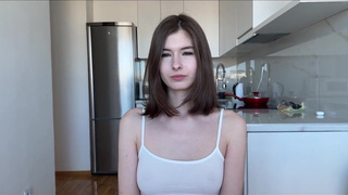 Смотреть онлайн горячий секс с моментами без презерватива