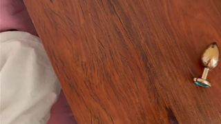 Смотреть онлайн горячее порно видео с анальным финишем