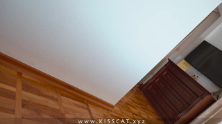 Кончил в мачеху — домашнее порно видео