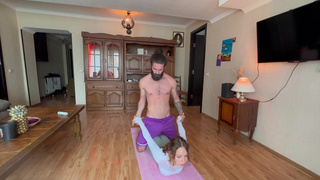 Секс видео с мачехой – экстремальный сквирт онлайн