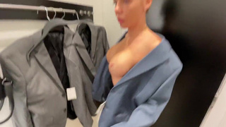 Горячее порно видео в магазине одежды