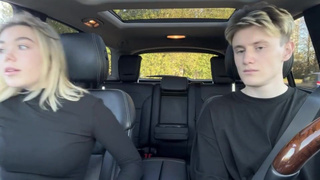 Страстный секс в такси