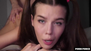 Страстный секс в попку с жесткой посадкой