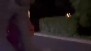 Шокирующее порно с минетом на ходу