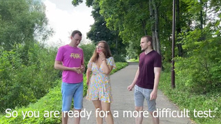 Реальное групповое порно в авто — смотреть онлайн