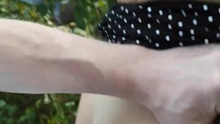 Дикий секс в лесу с развратной девушкой – смотреть онлайн