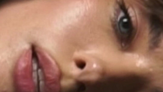 I Love When The Body is Decorated - Секс видео с татуированной красоткой