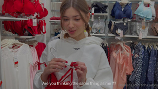 Anna Ralphs решает пойти за покупками и забывает деньги дома - страстное порно видео