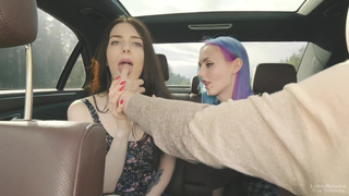 Горячее порно видео в машине с развратными нимфоманками