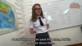 Пересдача или страсть? Студенческое порно видео с развратной нимфоманкой