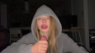 Горячее порно видео с развратной девушкой