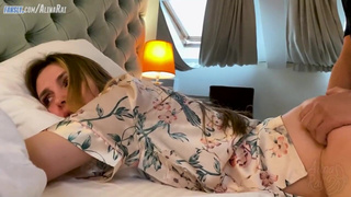 Страстный секс с развратной мамочкой – домашнее порно видео