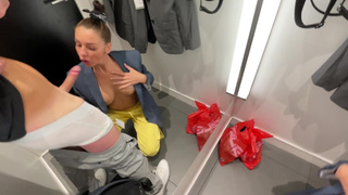 Секс с примерочной в магазине смотреть онлайн