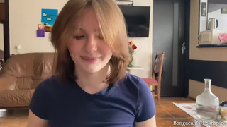 Страстный минет с неожиданной развязкой – кончил на грудь