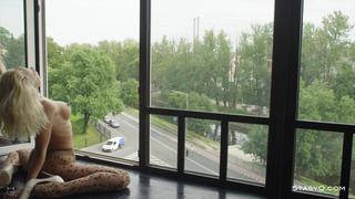 Горячее порно видео с танцующей красоткой