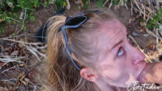 Страстный минет на природе