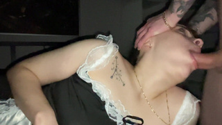 Смотреть онлайн страстный секс с русской служанкой