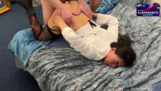 Секс с зрелой азиаткой на Филиппинах – жесткий анал в жопу