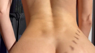 Русская няшка скачет аналом на члене так классно, что ковбои позавидуют