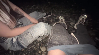 Смотреть онлайн горячее видео: что она готова сделать за деньги?